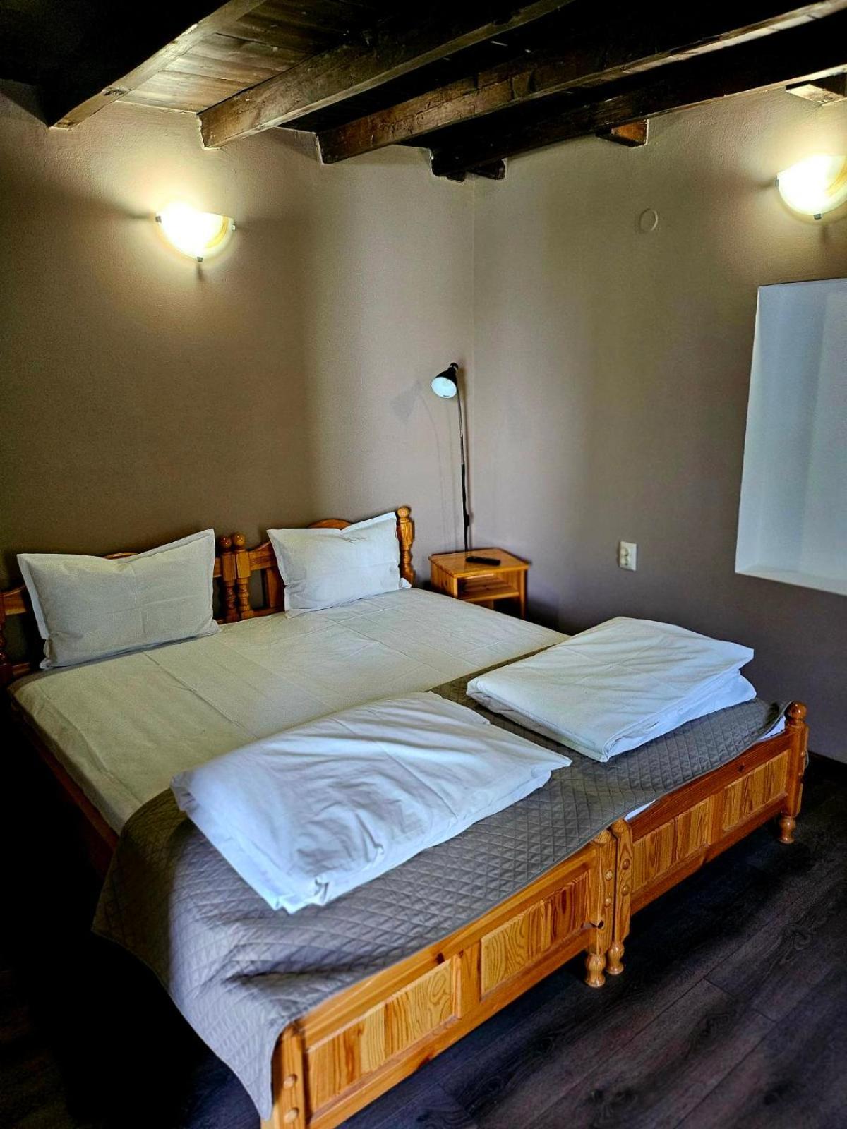 Orehite-Family Hotel ,Food & Pool Bozhichen Экстерьер фото